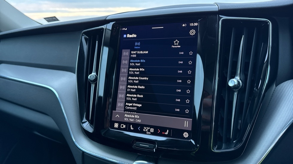 Used Volvo XC60 2022 for sale - 76901236: Photo 35