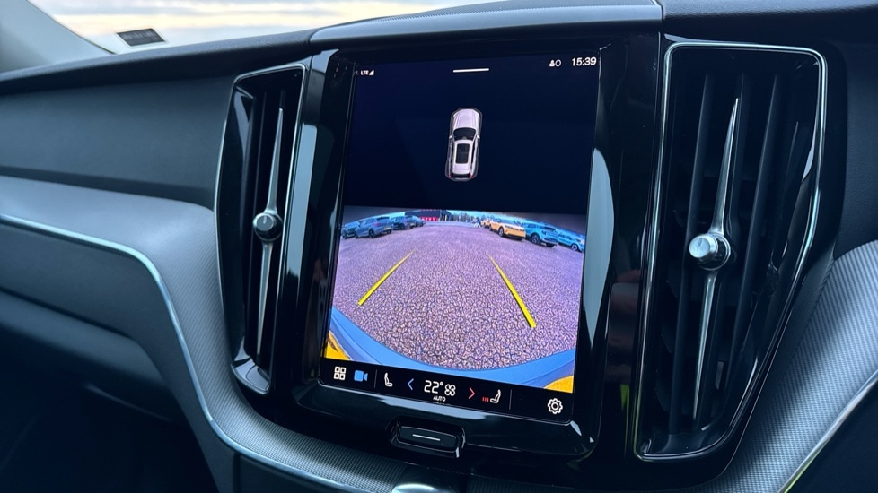 Used Volvo XC60 2022 for sale - 76901236: Photo 37