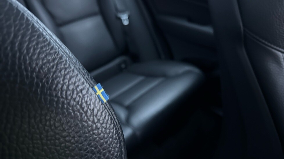 Used Volvo XC60 2022 for sale - 76901236: Photo 46