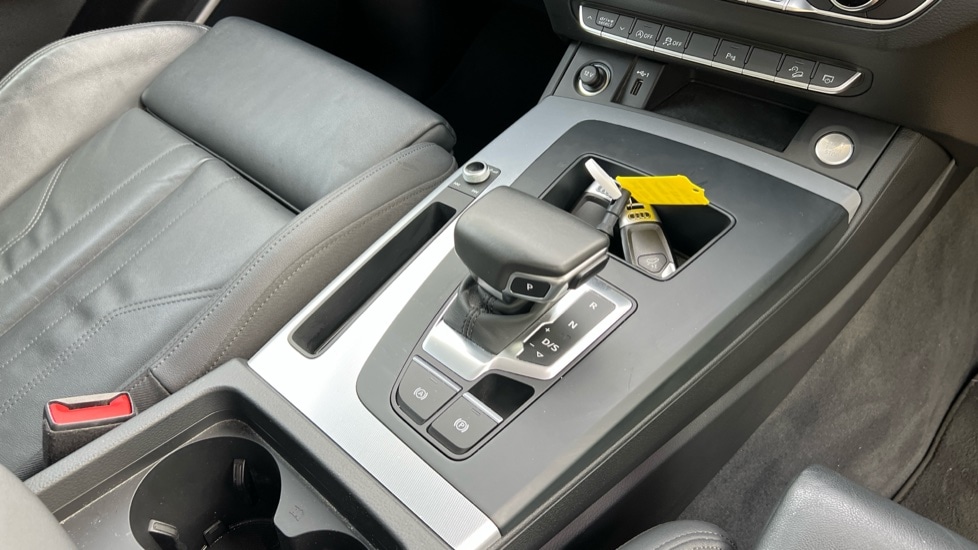 Used Audi Q5 2021 for sale - 76434876: Photo 30