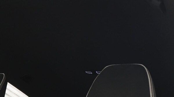 Used Volvo XC40 2023 for sale - 75439722: Photo 11