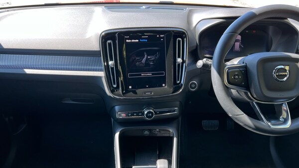 Used Volvo XC40 2023 for sale - 75439722: Photo 22