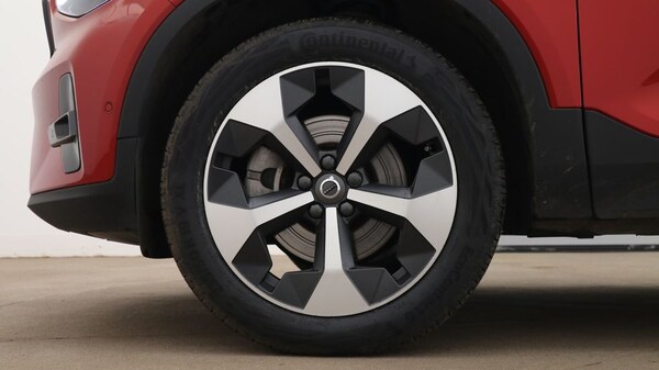 Used Volvo XC40 2023 for sale - 75439722: Photo 4