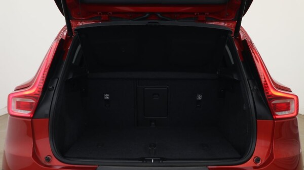 Used Volvo XC40 2023 for sale - 75439722: Photo 5