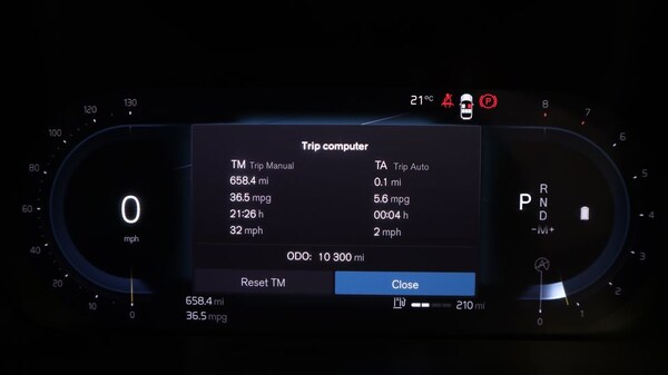 Used Volvo XC40 2023 for sale - 75439722: Photo 9