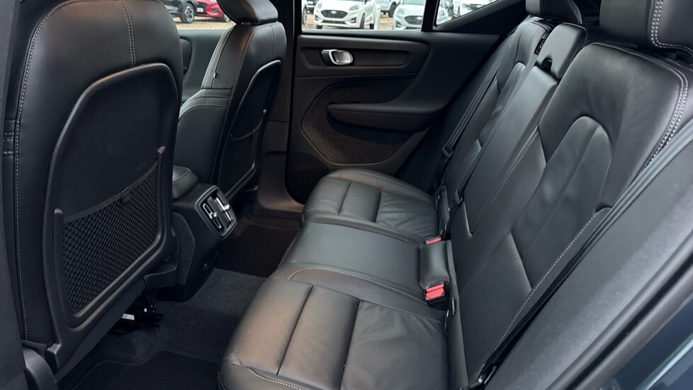 Used Volvo XC40 2021 for sale - 76914947: Photo 10