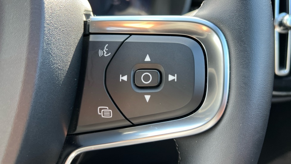 Used Volvo XC40 2025 for sale - 76597977: Photo 19