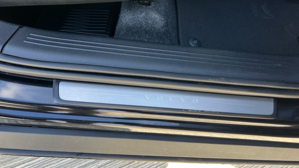 Used Volvo XC40 2025 for sale - 76597977: Photo 43