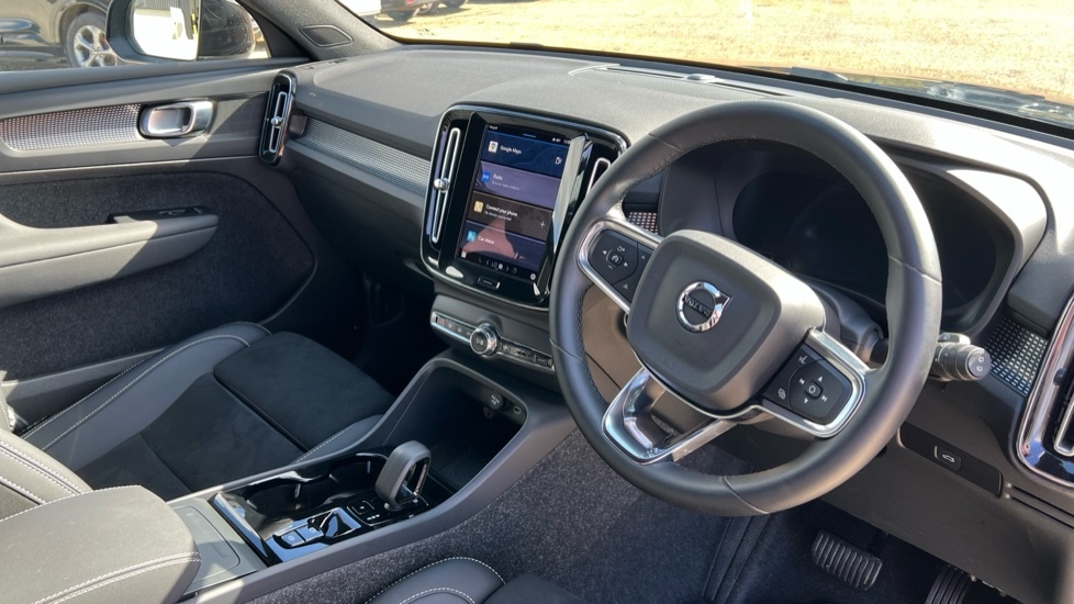 Used Volvo XC40 2025 for sale - 76597977: Photo 5