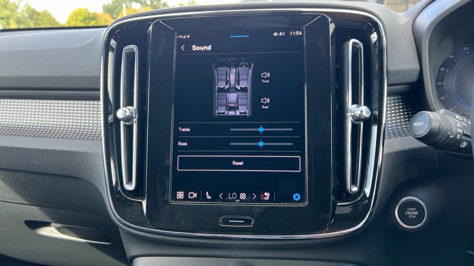 Used Volvo XC40 2025 for sale - 76597977: Photo 50