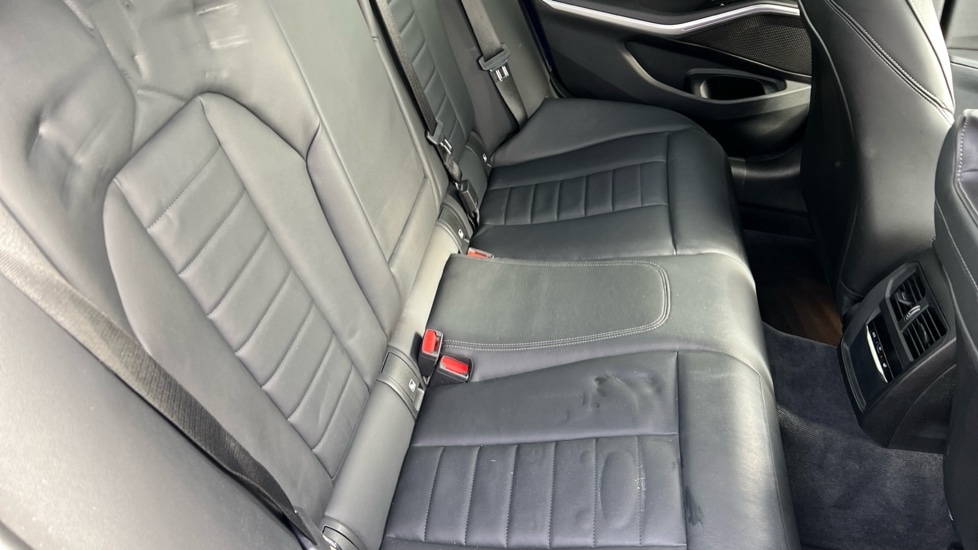 Used BMW 3 Series 2019 for sale - 76660989: Photo 39