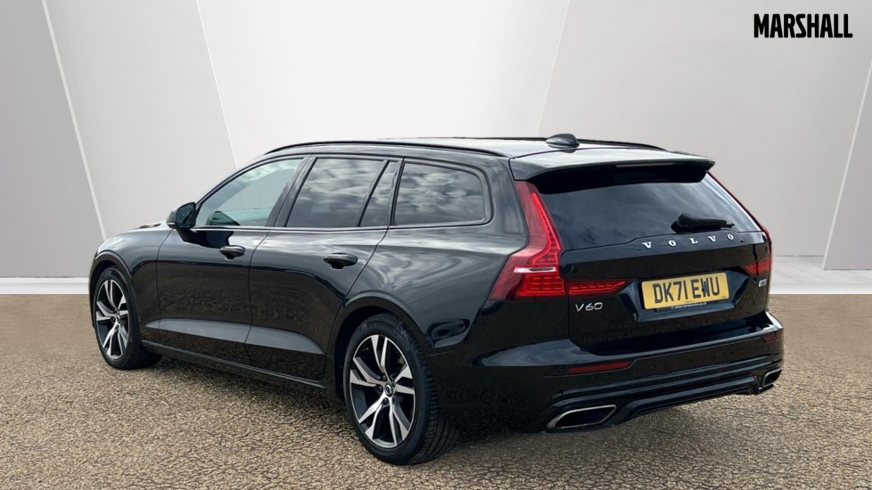 Used Volvo V60 2021 for sale - 76971205: Photo 2