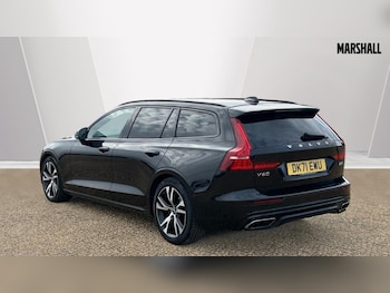 Used Volvo V60 2021 for sale - 76971205: Photo