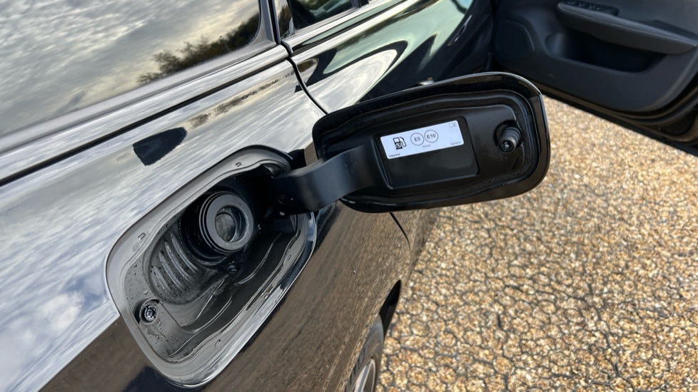 Used Volvo V60 2021 for sale - 76971205: Photo 42