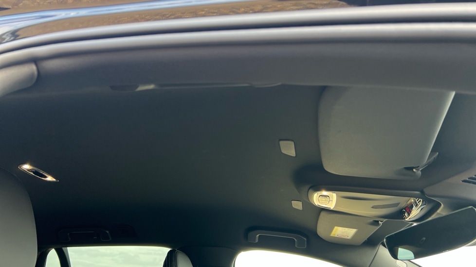 Used Volvo V60 2021 for sale - 76971205: Photo 44