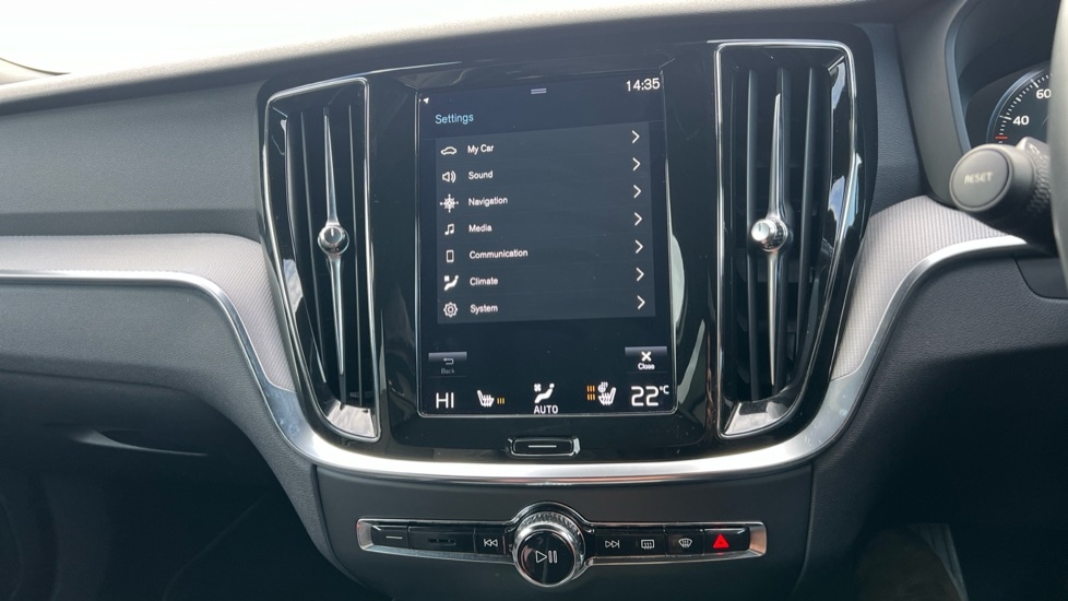 Used Volvo V60 2021 for sale - 76971205: Photo 54