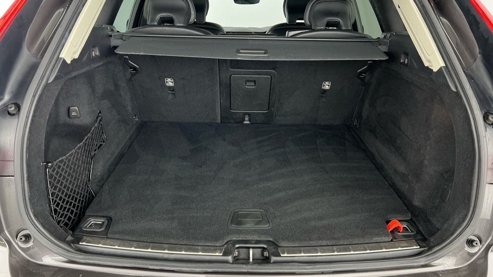 Used Volvo XC60 2021 for sale - 76834967: Photo 5