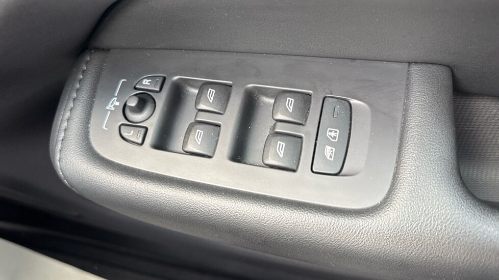 Vehicle 33