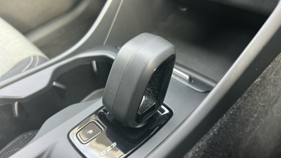 Used Volvo XC40 2022 for sale - 76552370: Photo 14