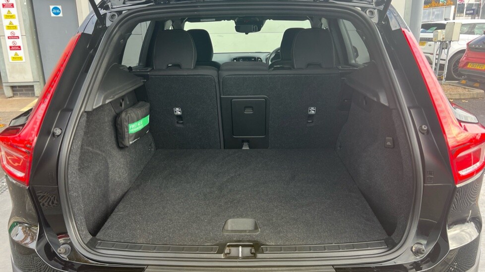 Used Volvo XC40 2022 for sale - 76552370: Photo 17