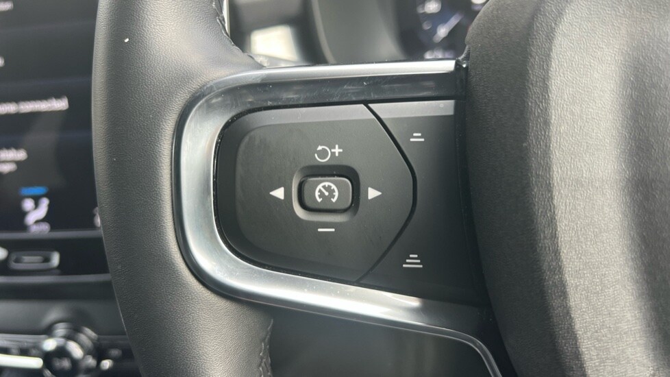 Used Volvo XC40 2022 for sale - 76552370: Photo 18