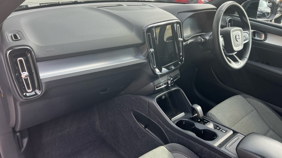 Used Volvo XC40 2022 for sale - 76552370: Photo 4