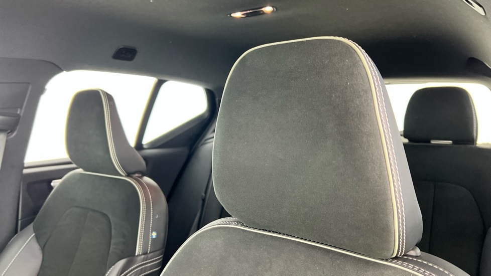 Used Volvo XC40 2021 for sale - 76834971: Photo 11