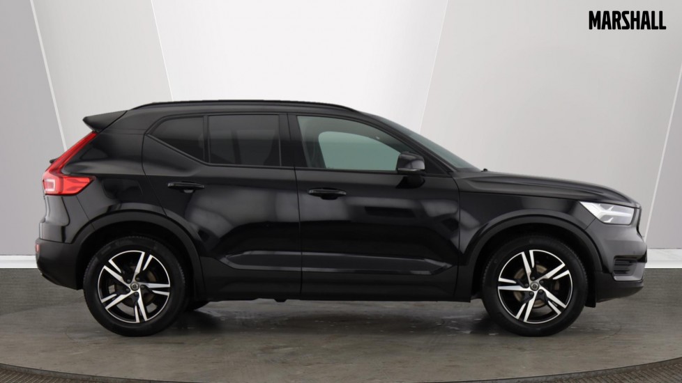 Used Volvo XC40 2021 for sale - 76834971: Photo 2