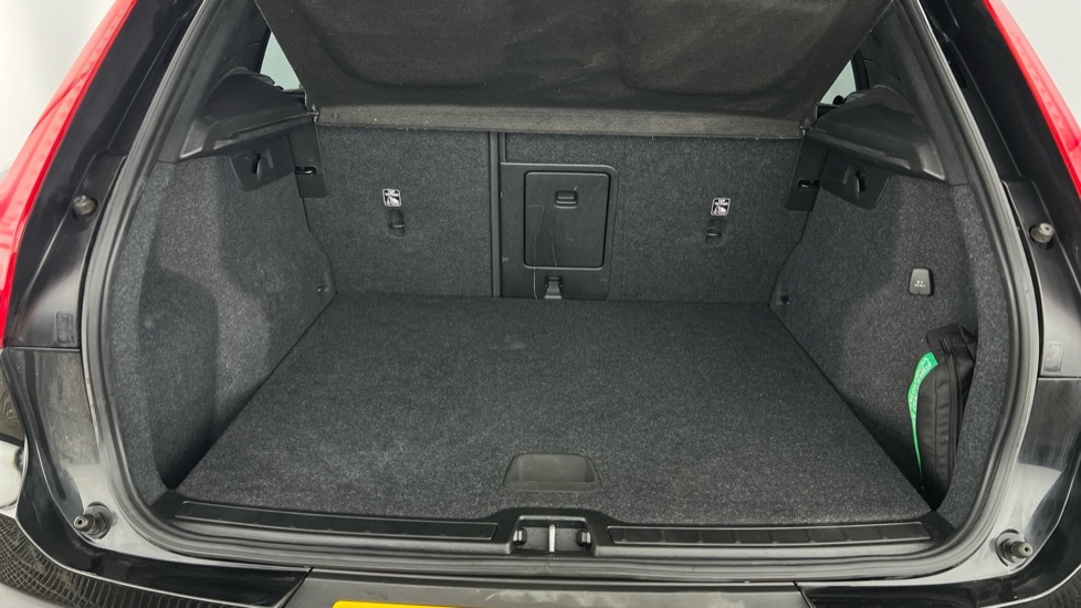 Used Volvo XC40 2021 for sale - 76834971: Photo 5