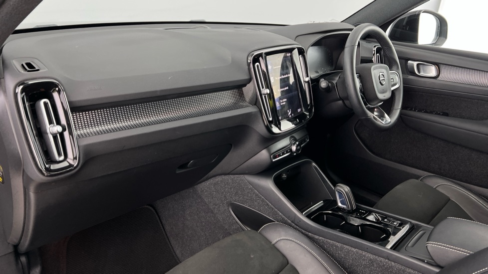 Used Volvo XC40 2021 for sale - 76834971: Photo 6