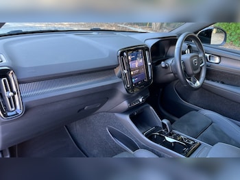 Used Volvo XC40 2022 for sale - 75439719: Photo