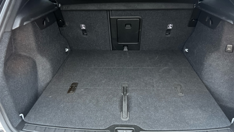 Used Volvo XC40 2025 for sale - 75886976: Photo 17