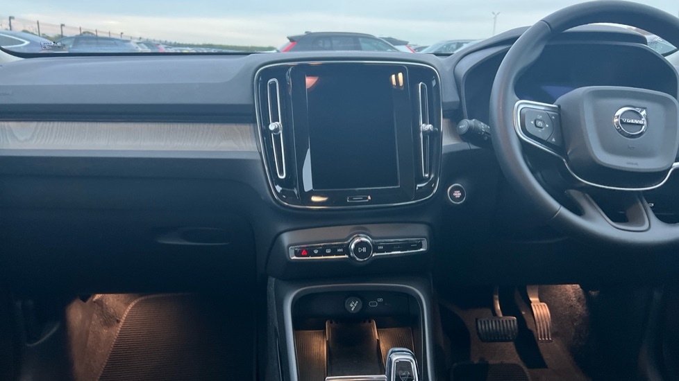 Used Volvo XC40 2025 for sale - 75886976: Photo 22