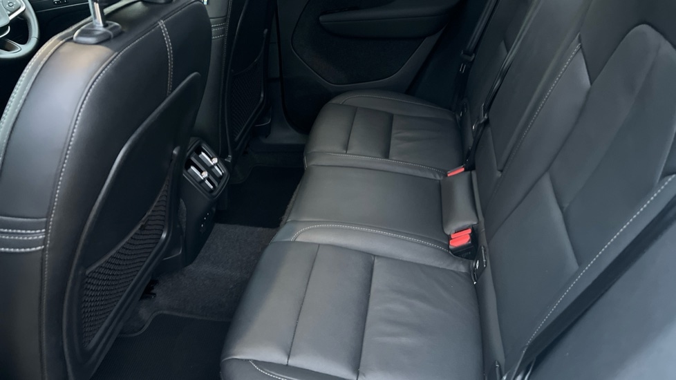 Used Volvo XC40 2025 for sale - 75886976: Photo 38