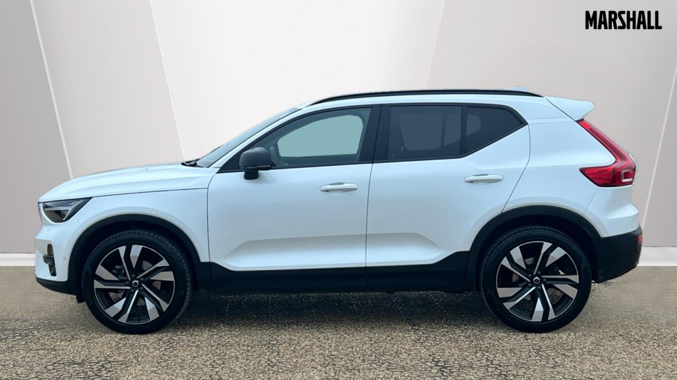 Used Volvo XC40 2025 for sale - 75886976: Photo 8