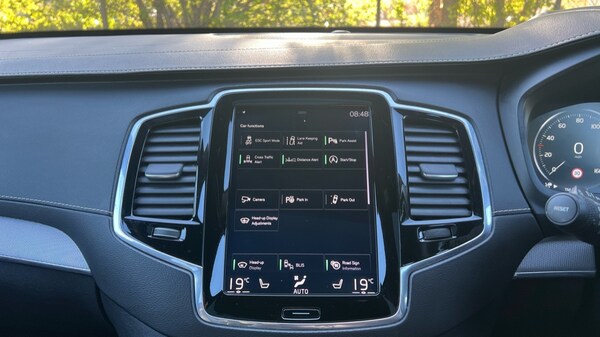 Used Volvo XC90 2018 for sale - 76261702: Photo 40
