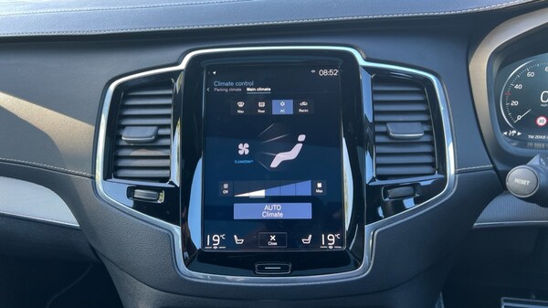 Used Volvo XC90 2018 for sale - 76261702: Photo 51