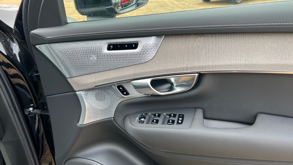 Used Volvo XC90 2025 for sale - 76116926: Photo 15