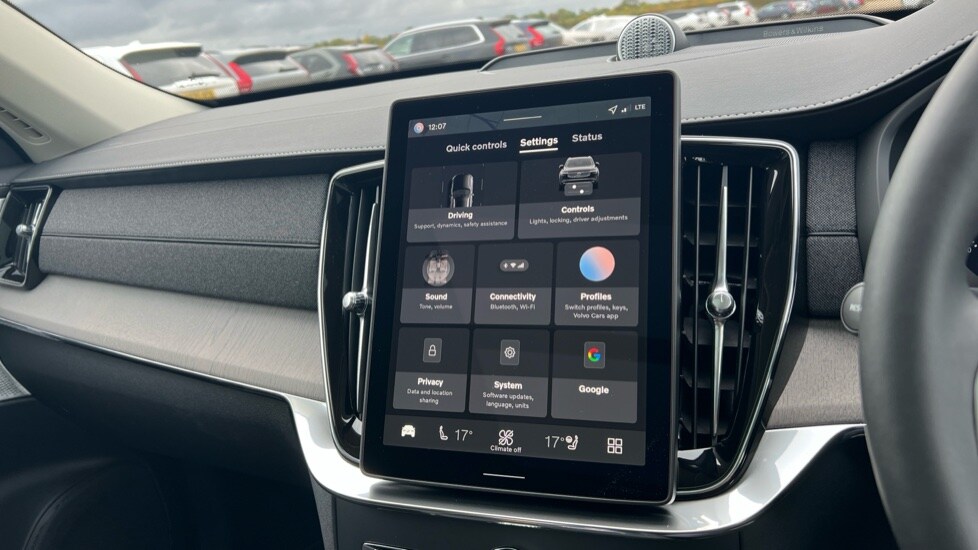 Used Volvo XC90 2025 for sale - 76116926: Photo 40