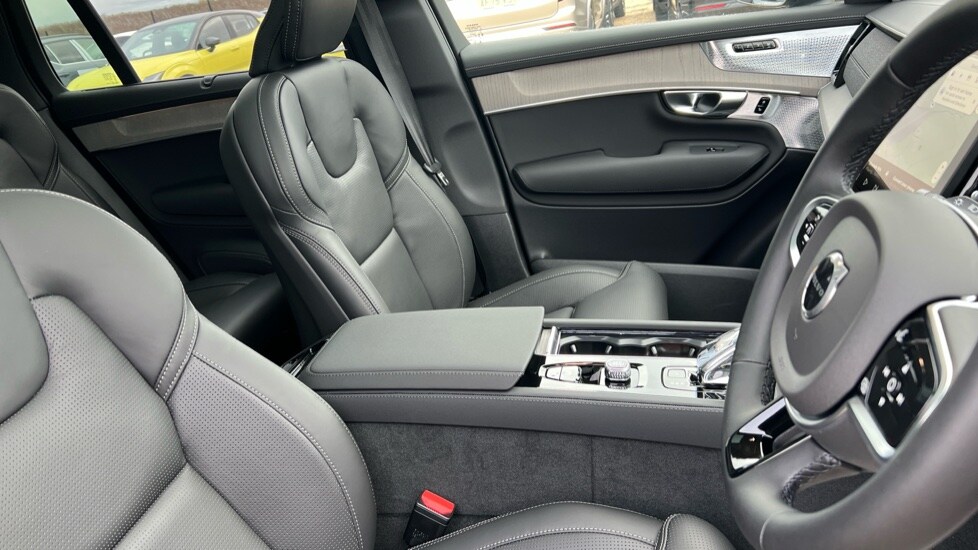 Used Volvo XC90 2025 for sale - 76116926: Photo 9