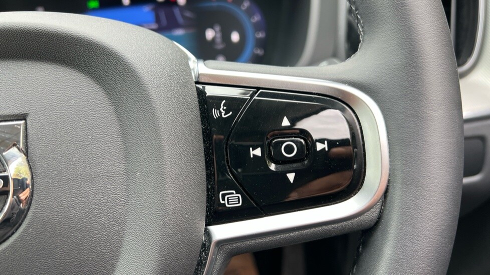 Used Volvo XC60 2024 for sale - 76014971: Photo 25