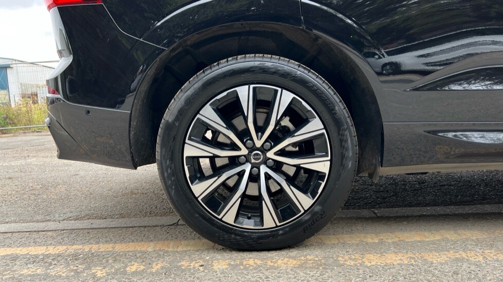 Used Volvo XC60 2024 for sale - 76014971: Photo 30