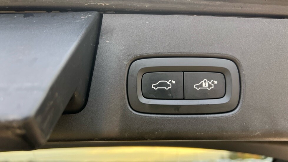 Used Volvo V90 2021 for sale - 76540136: Photo 45