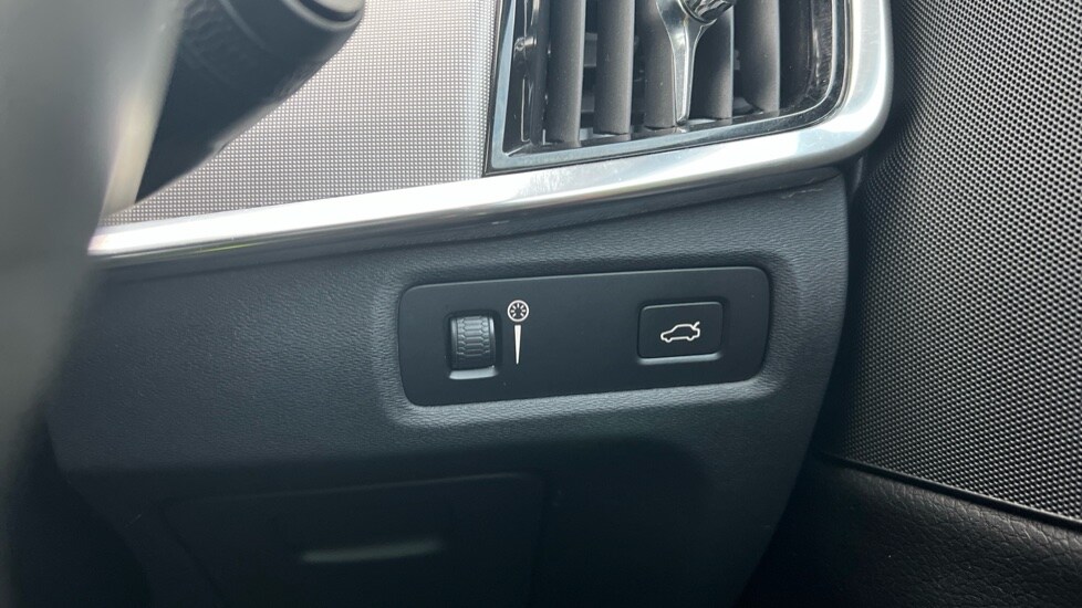 Used Volvo V90 2021 for sale - 76540136: Photo 48