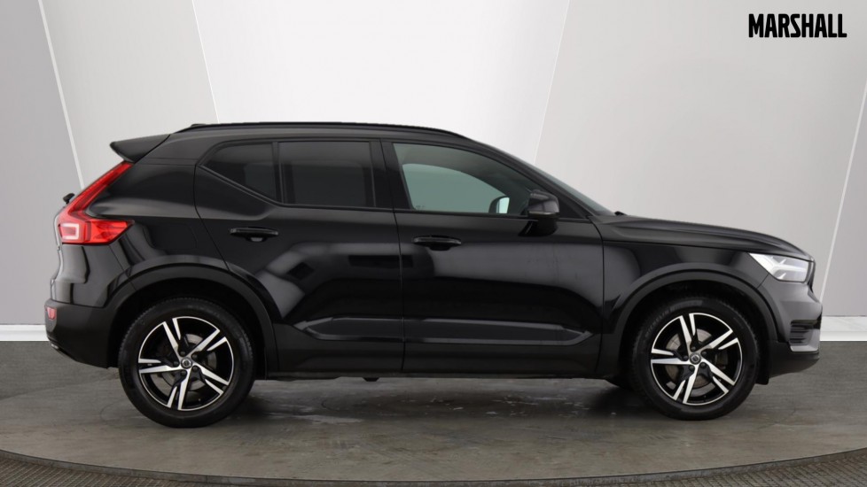 Used Volvo XC40 2022 for sale - 76834959: Photo 2
