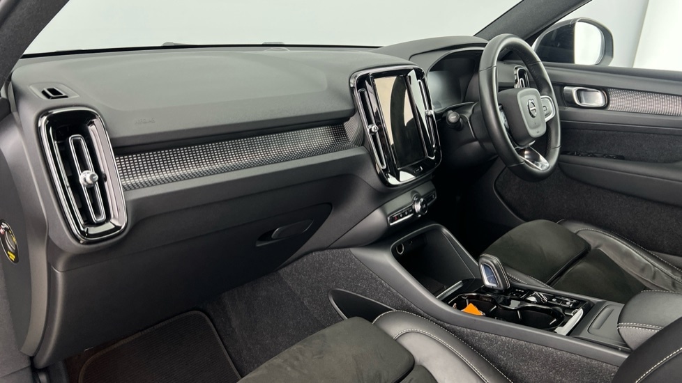 Used Volvo XC40 2022 for sale - 76834959: Photo 6