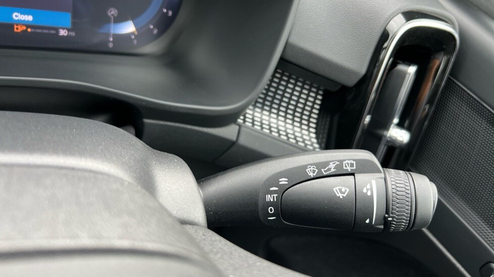 Used Volvo XC40 2025 for sale - 75943229: Photo 30
