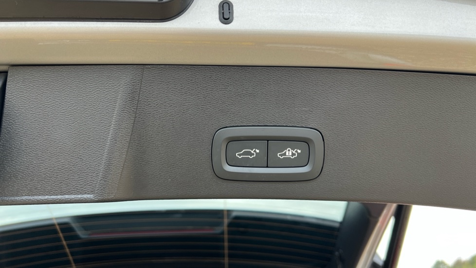 Used Volvo XC40 2025 for sale - 75943229: Photo 45