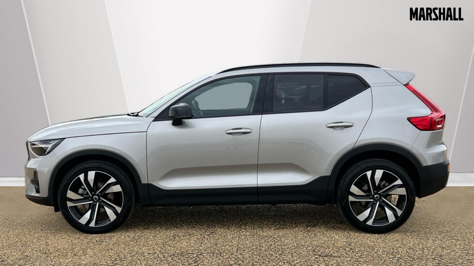 Used Volvo XC40 2025 for sale - 75943229: Photo 8