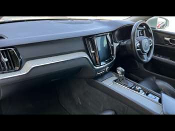 Used Volvo V60 2018 for sale - 74954900: Photo